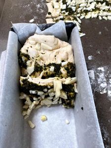 Variations - Pesto, Cheese and Garlic Pull-apart Bread