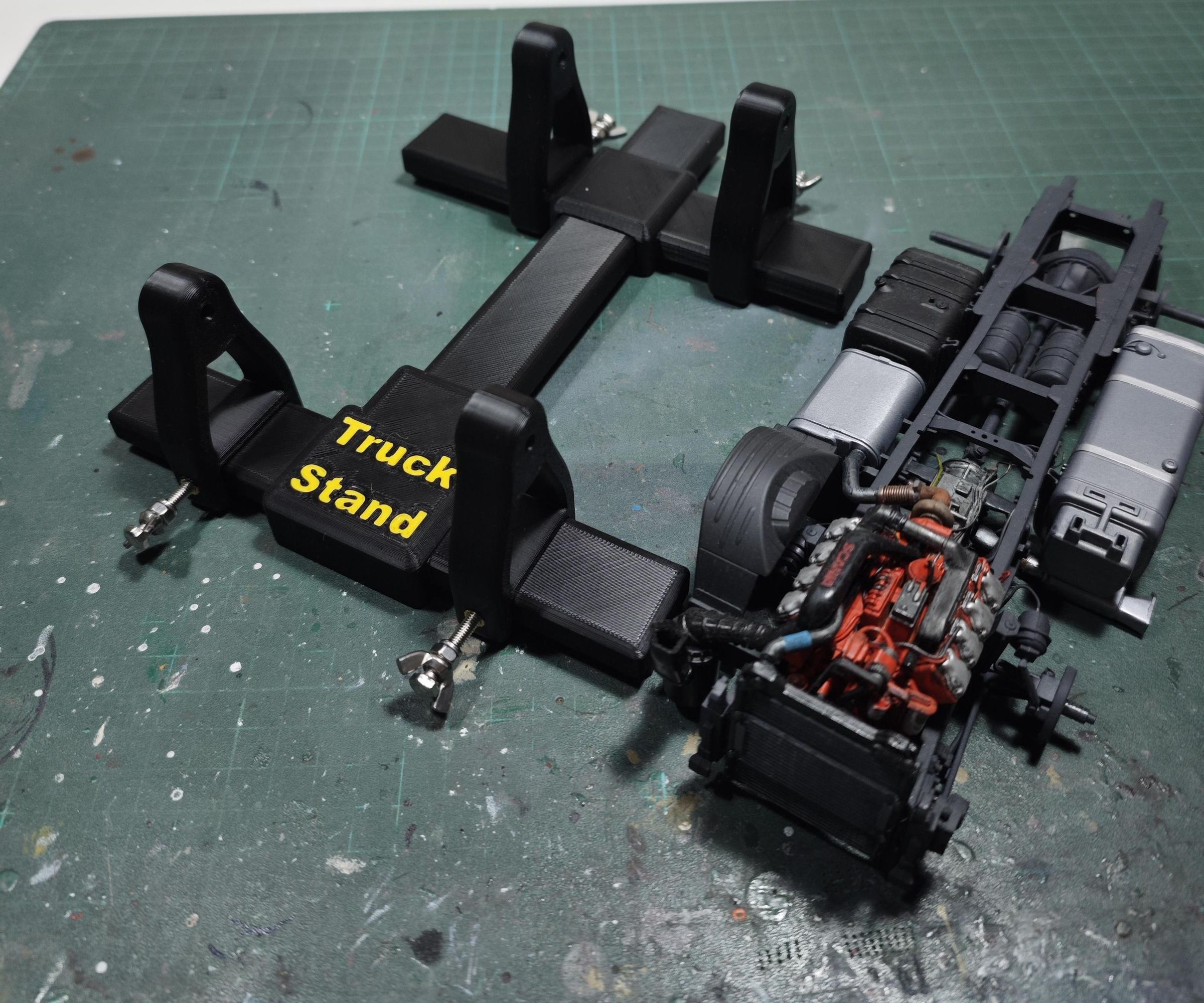 Truck Stand for Italeri Truck