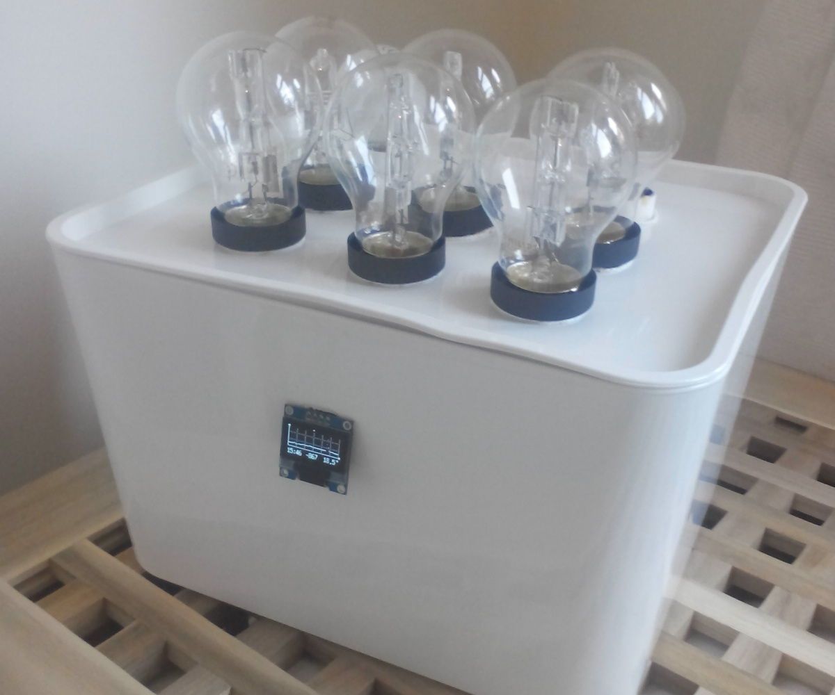 The 600W Wake-Up Light With Temperature Logger