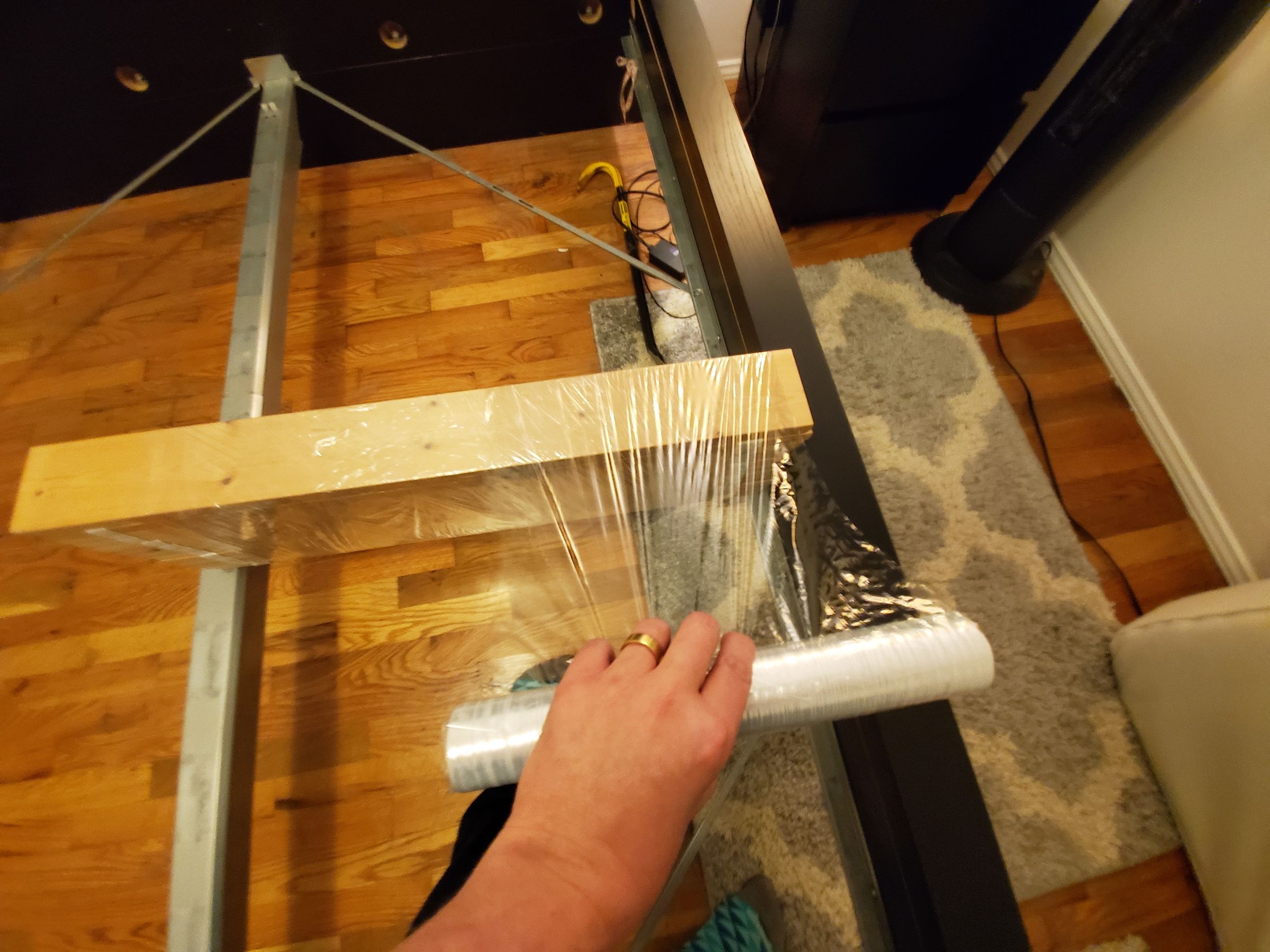 Move Your Bed Slats (The Easy Way) 4 Steps (with Pictures