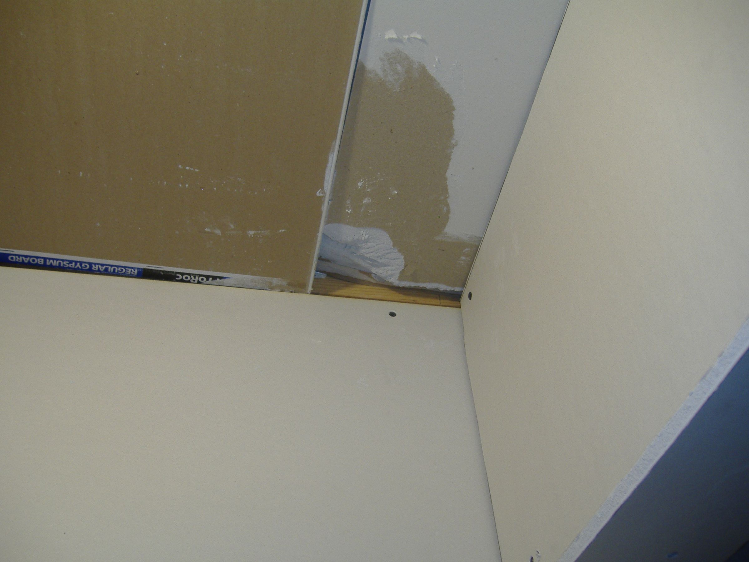 Fixing a Broken Piece of Roof Drywall - Reno