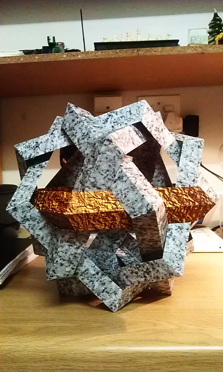 MAKALU Modular Origami Sculpture - 6 Woven Pentagons : 17 Steps