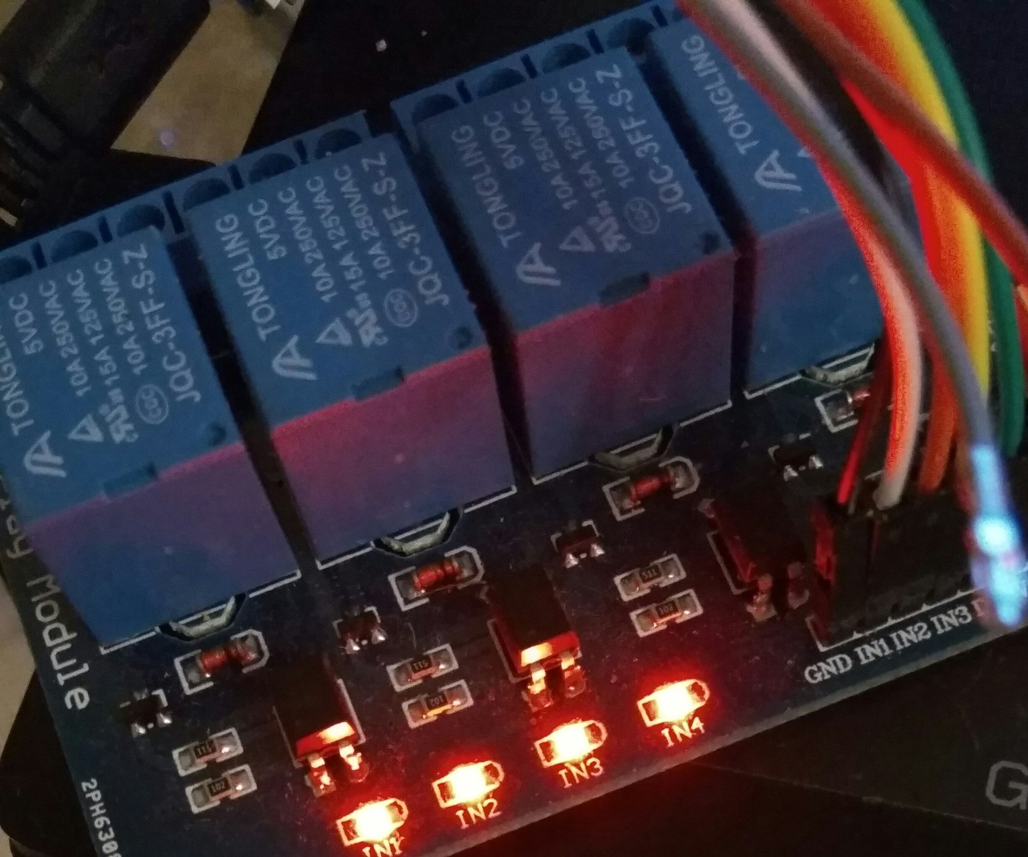 Driving a 4 Channel Relay Board With ESP826601 and MQTT and OpenHAB