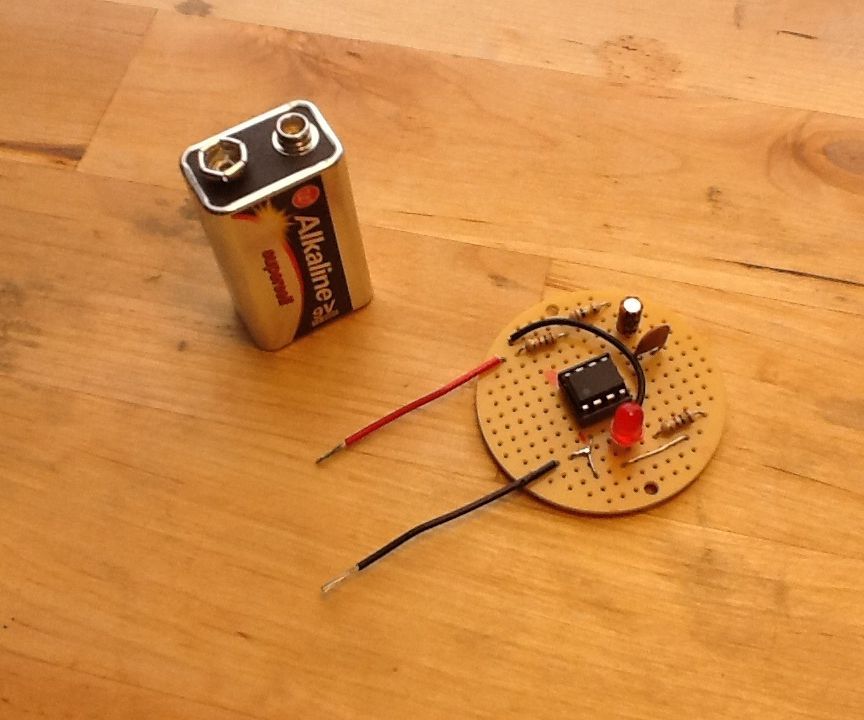 Pulse Generator Using a 555 Timer