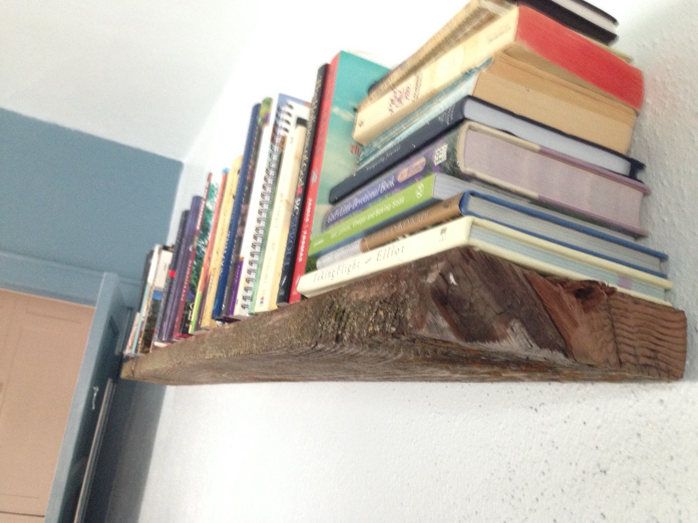 SuperSturdy Floating Shelf From Barn Wood 14 Steps (with Pictures