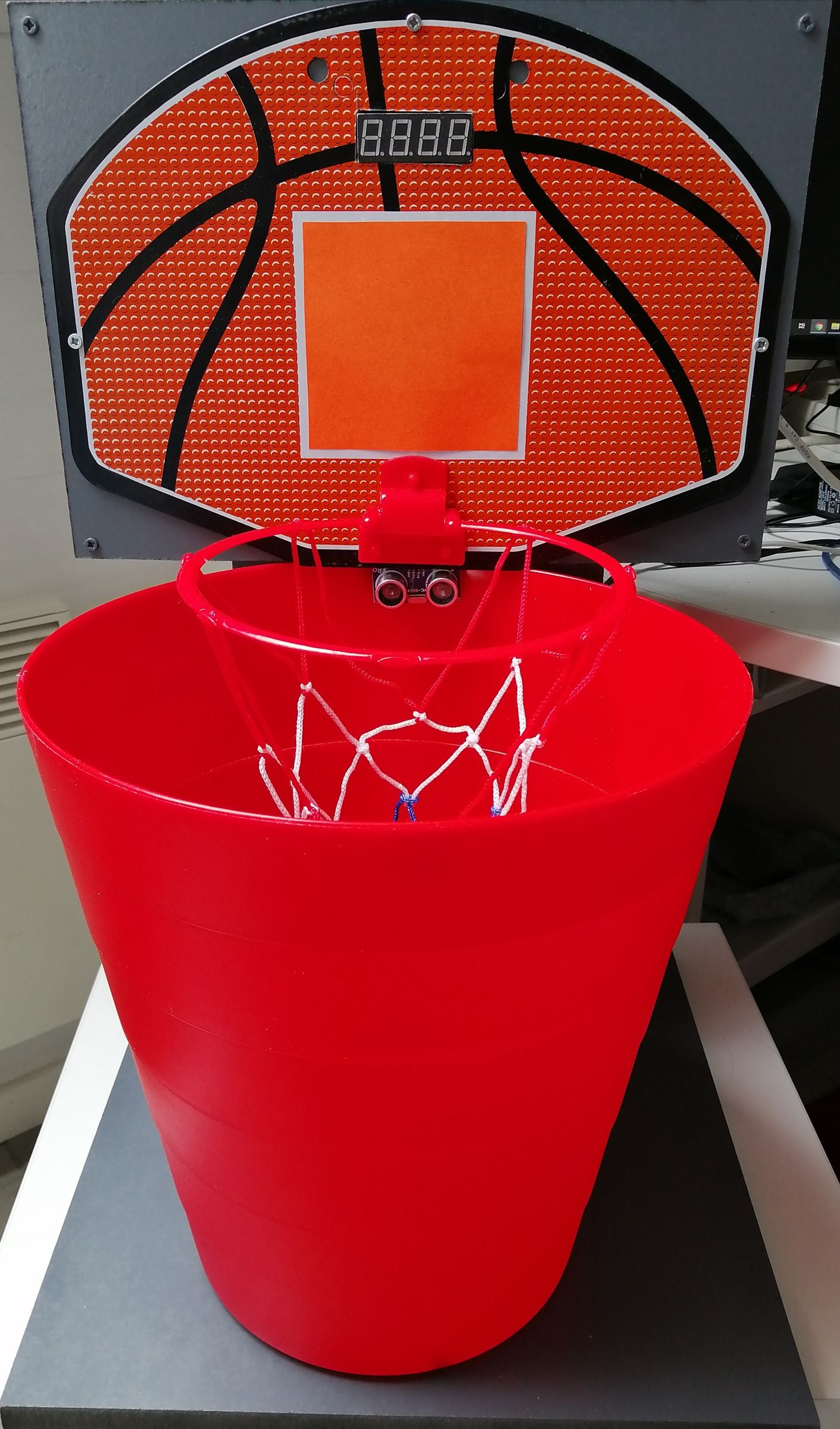 "CleanBasket" Bin With Basketball Hoop 4 Steps Instructables