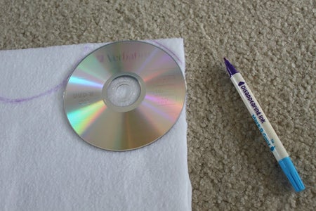 Mark the Neckline and Shoulders.