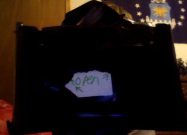 how to make a duct tape laptop bag