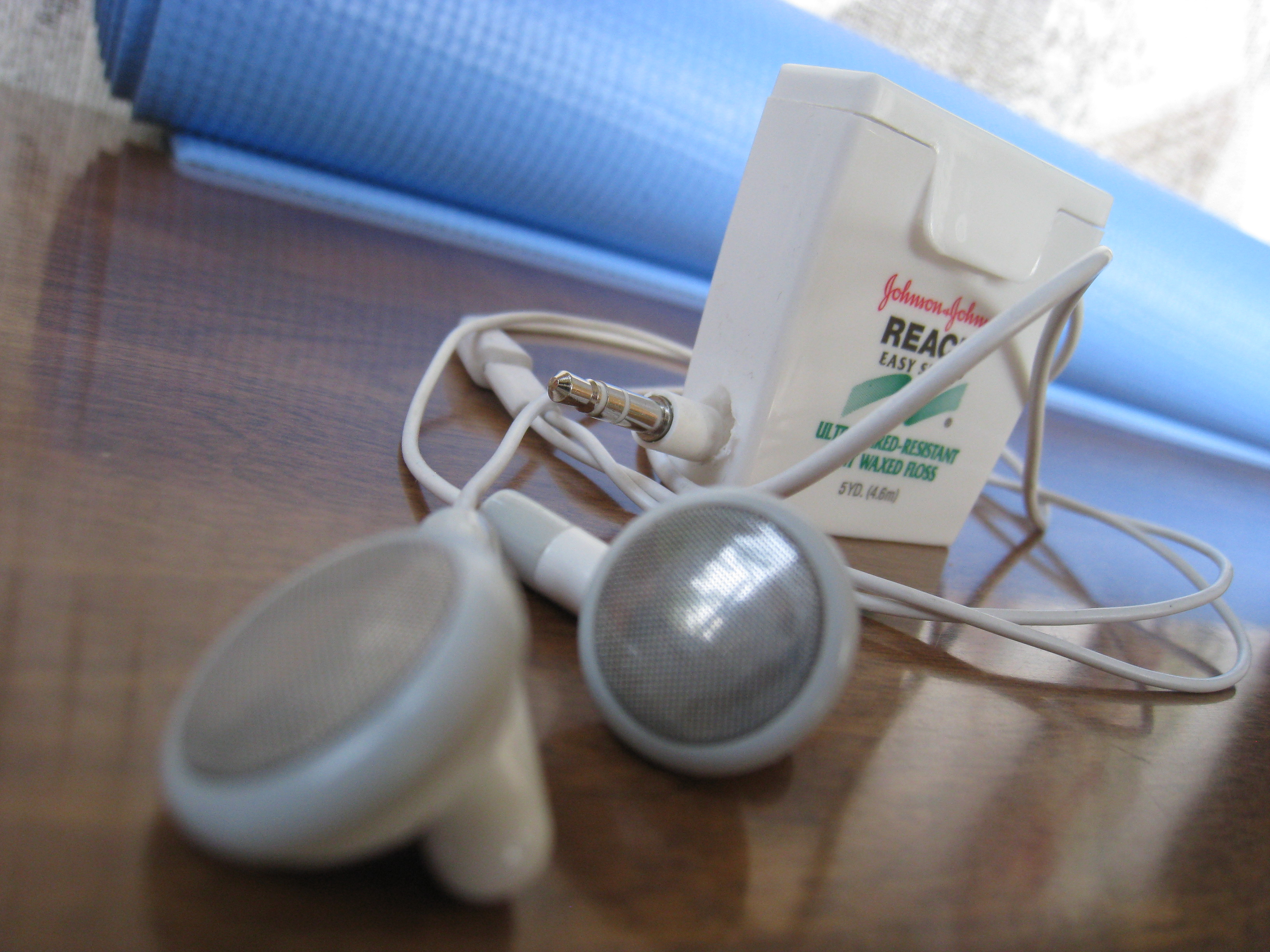 Floss Box Earphone Organizer