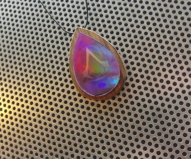DIY  Holographic Jewelry