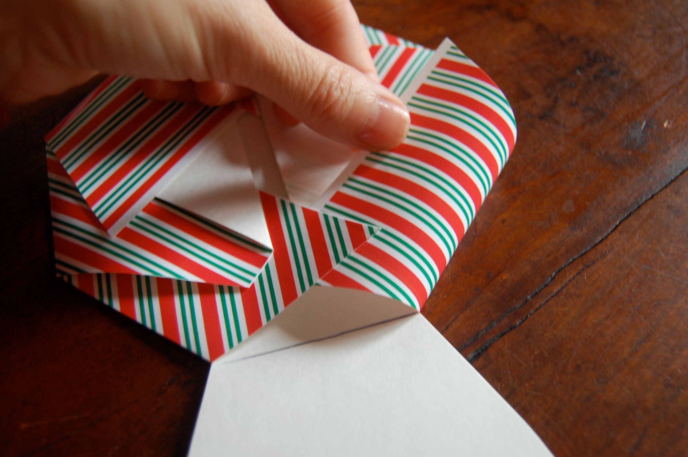 Customize This Simple Paper CD Cover : 5 Steps - Instructables