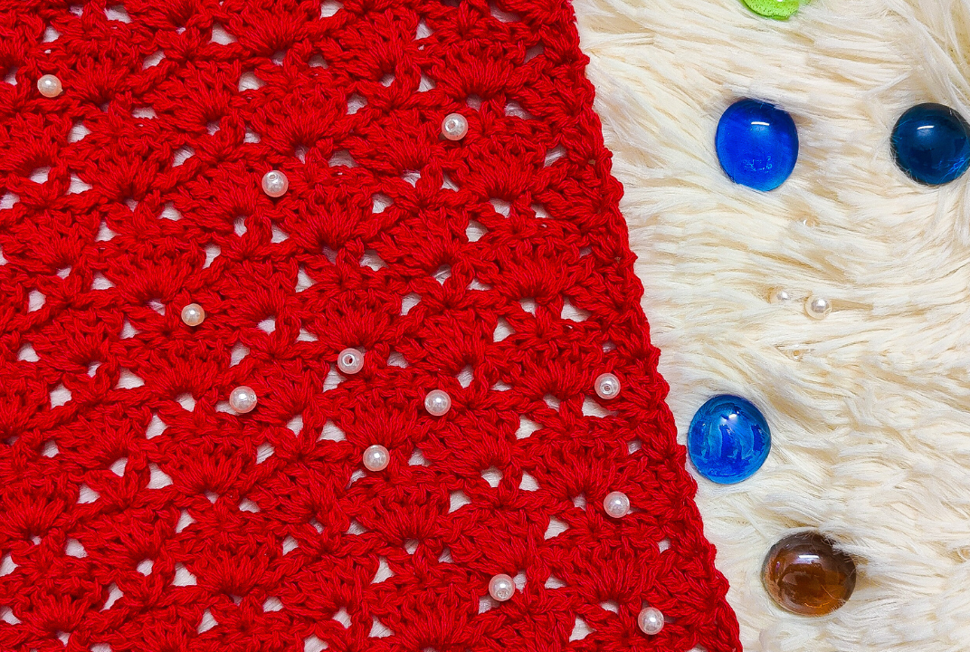 Simple and Easy Crochet Table Runner Valentine's Day Pattern