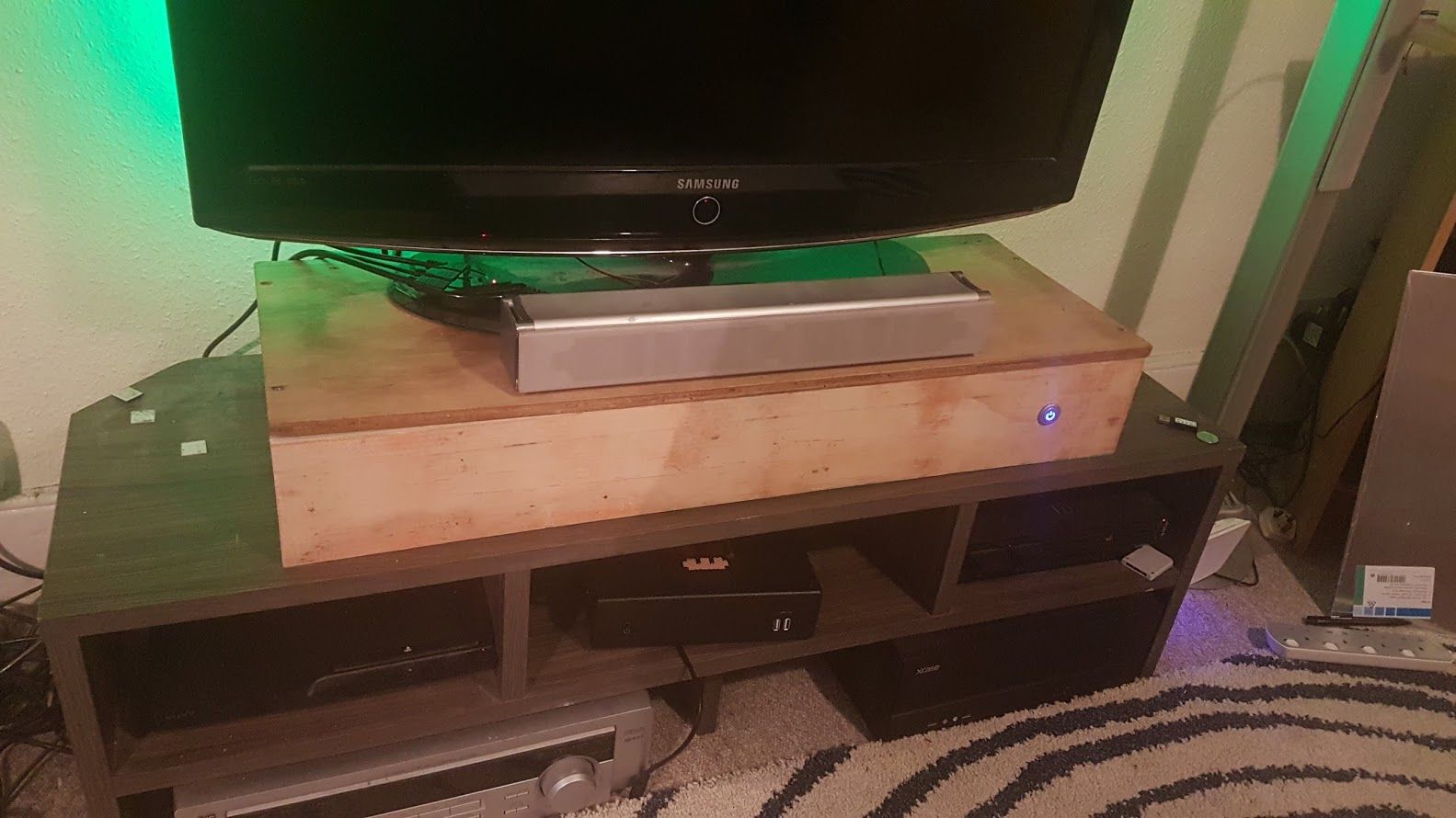 DIY Ambilight With Raspberry Pi and NO Arduino! Works on Any HDMI ...