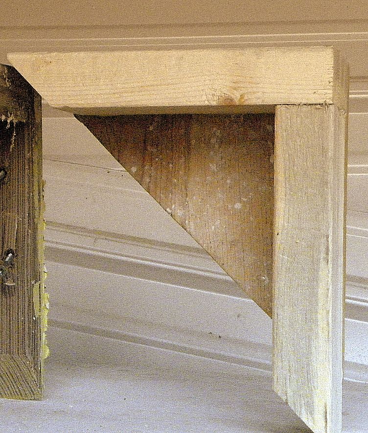How to Make 'free' Brackets for Sturdy Shelves