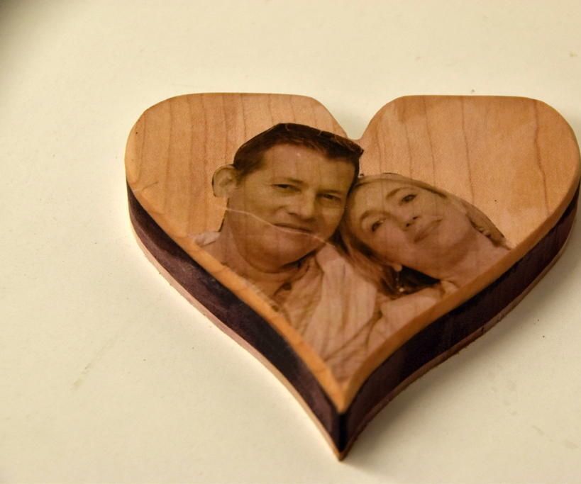 PHOTO ON WOOD HEART