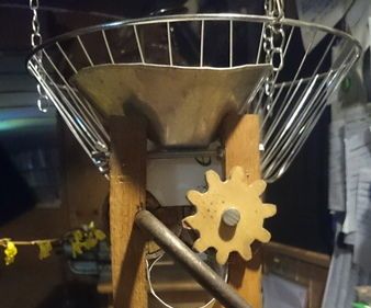 Table Mounted Oat Crusher