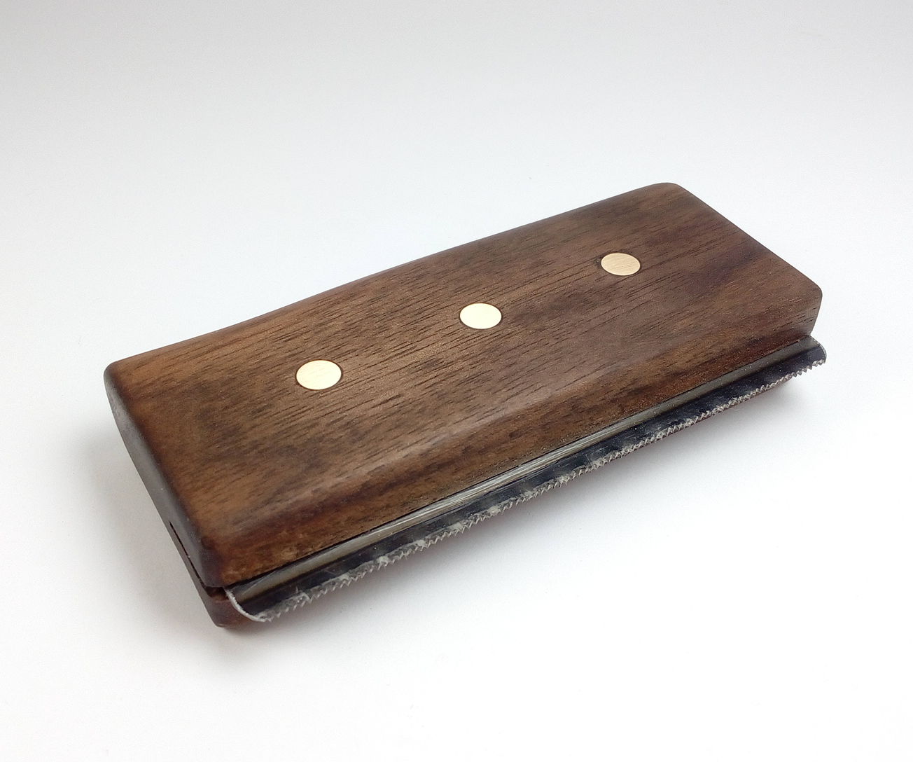  How to Make a Simple Shedding Tool for your pet