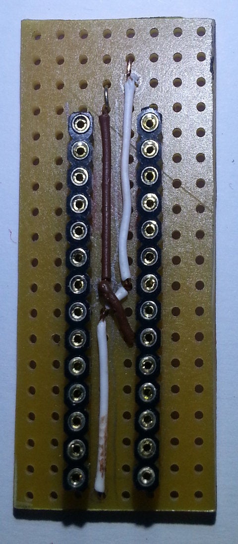 Solder the DIP IC Socket