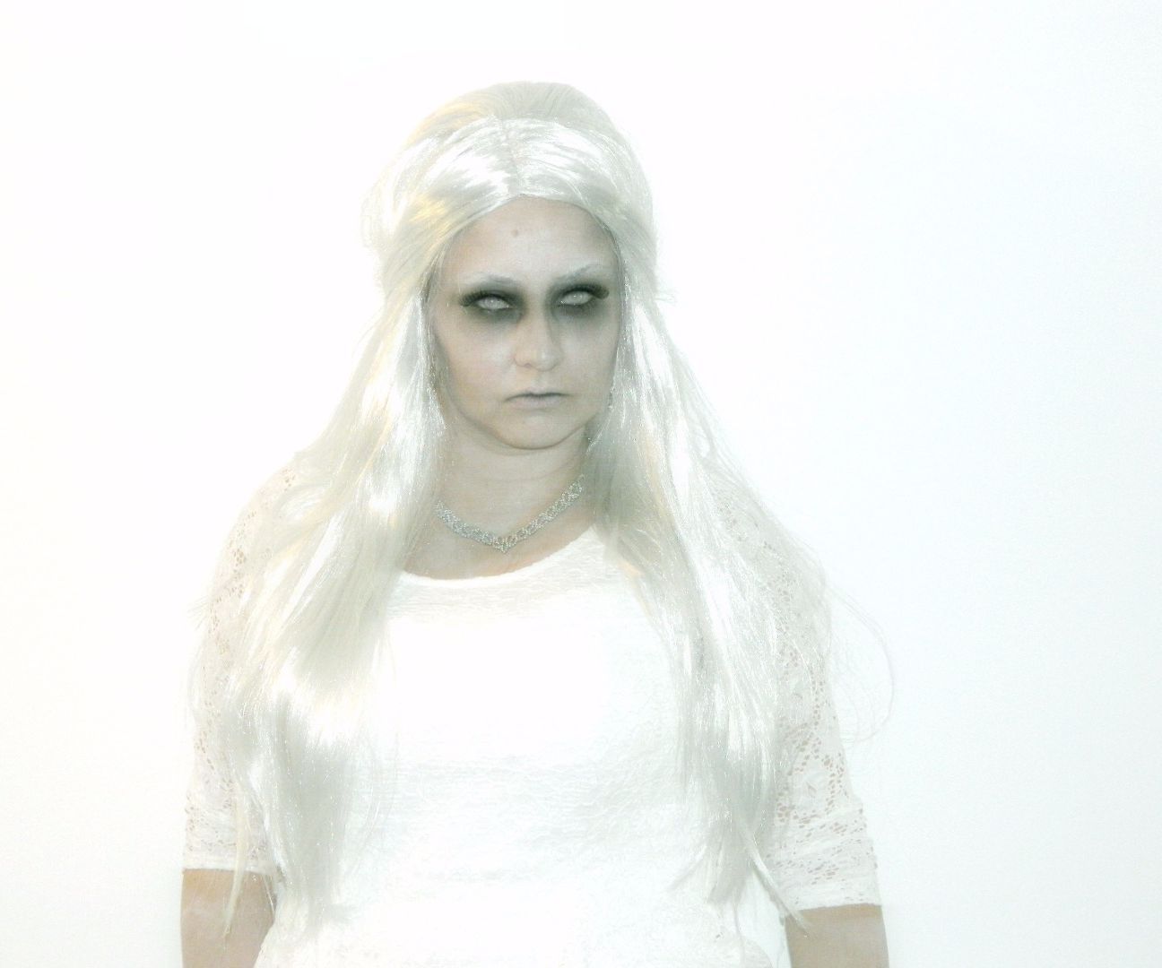 Ghost Halloween Makeup Tutorial