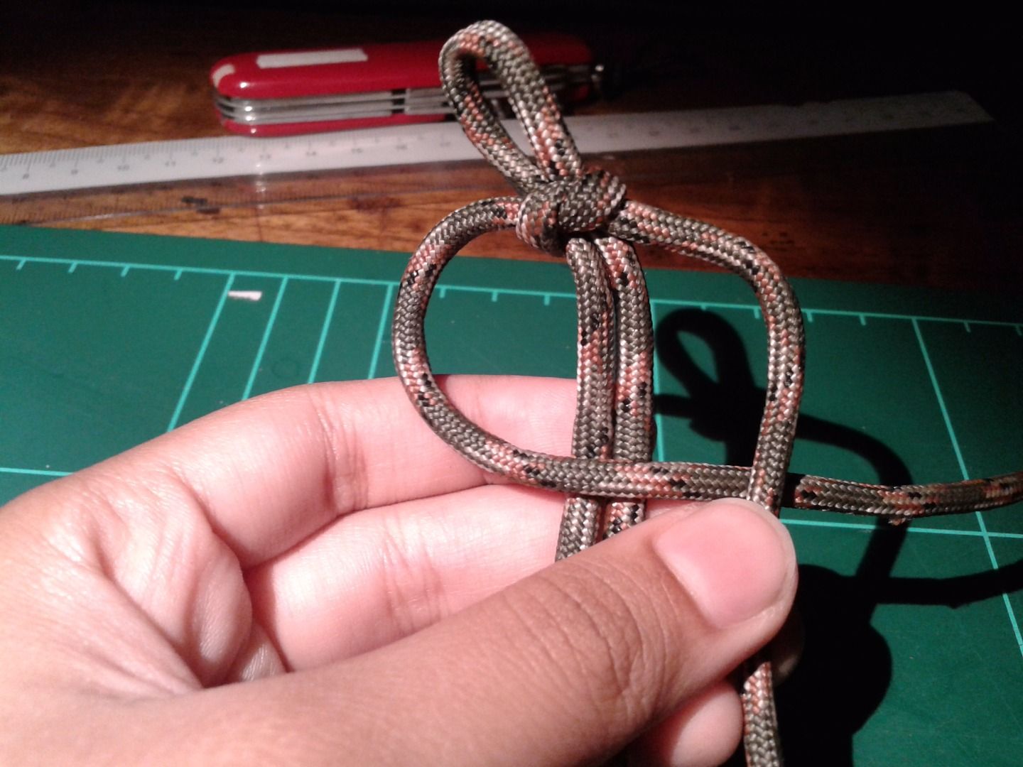 DIY Paracord MultiTool Belt Hanger 5 Steps Instructables