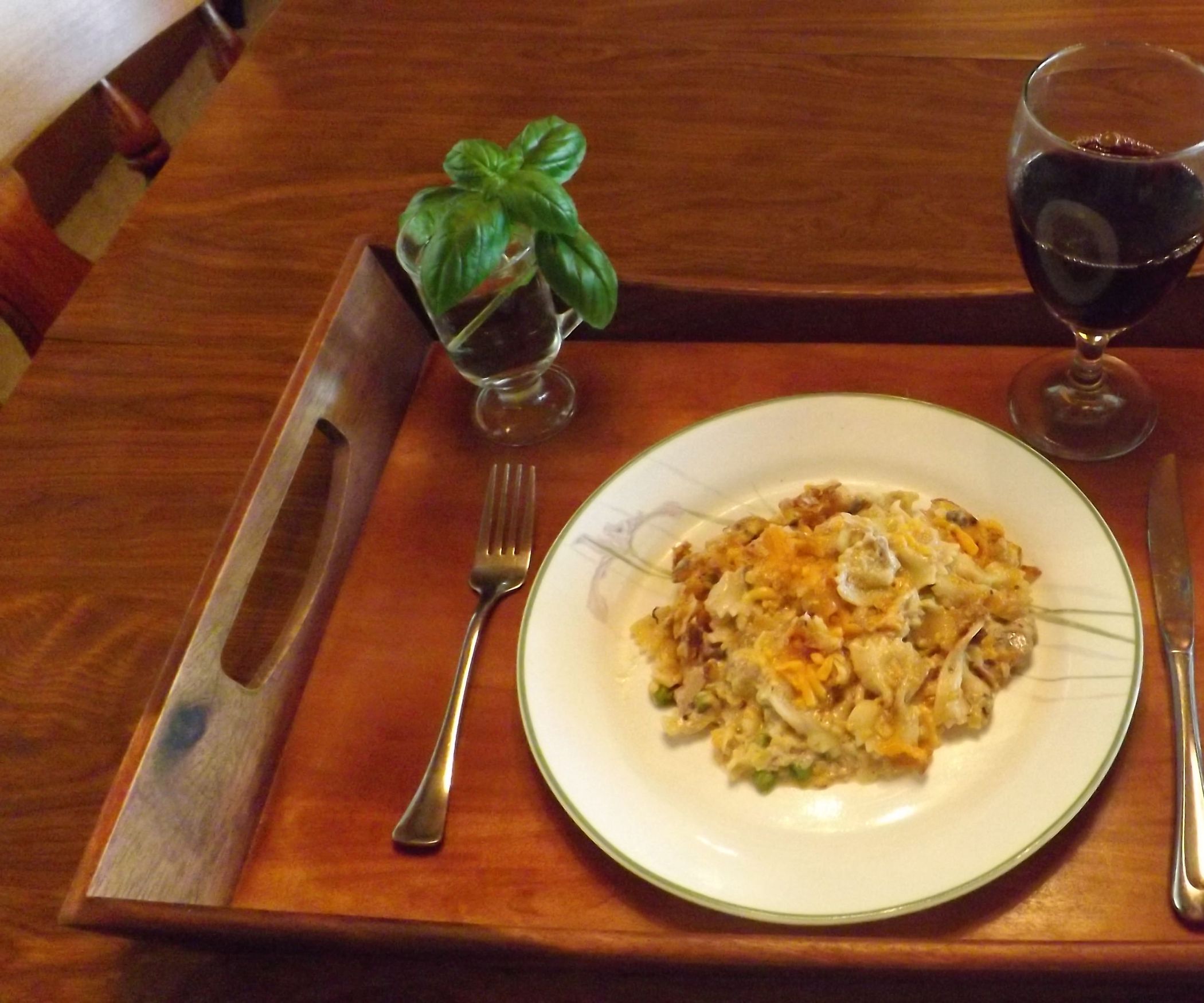 TUNA PASTA CASSEROLE WITH CRUNCHY JALAPENO CHEDDAR TOPPING : 4 Steps