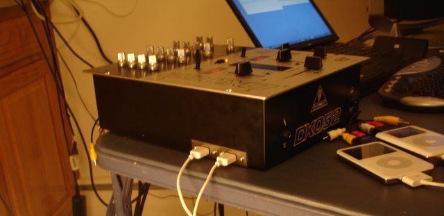 USB Power Hack, Adding Usb Ports to a DX052 Mixer