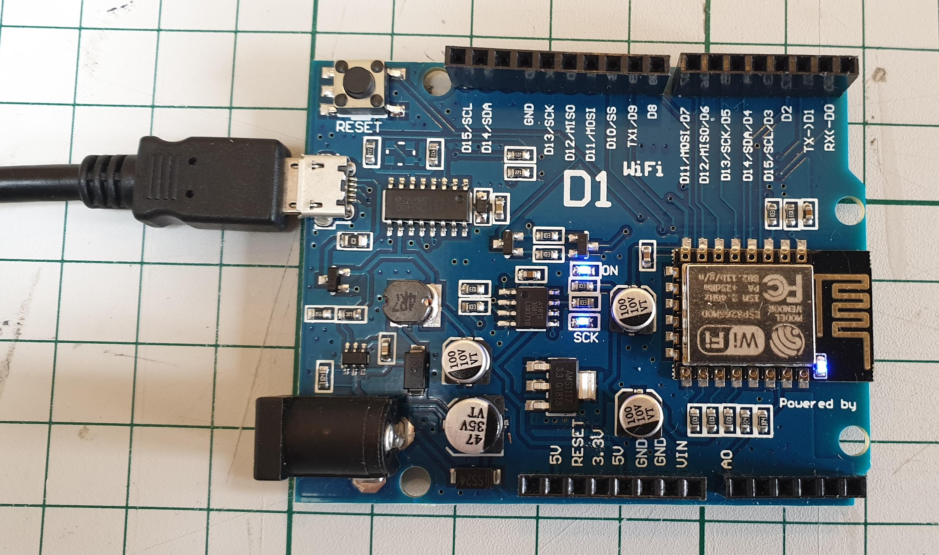 DCC Controller, 2 Boards, 1 PSU, No Soldering! : 3 Steps