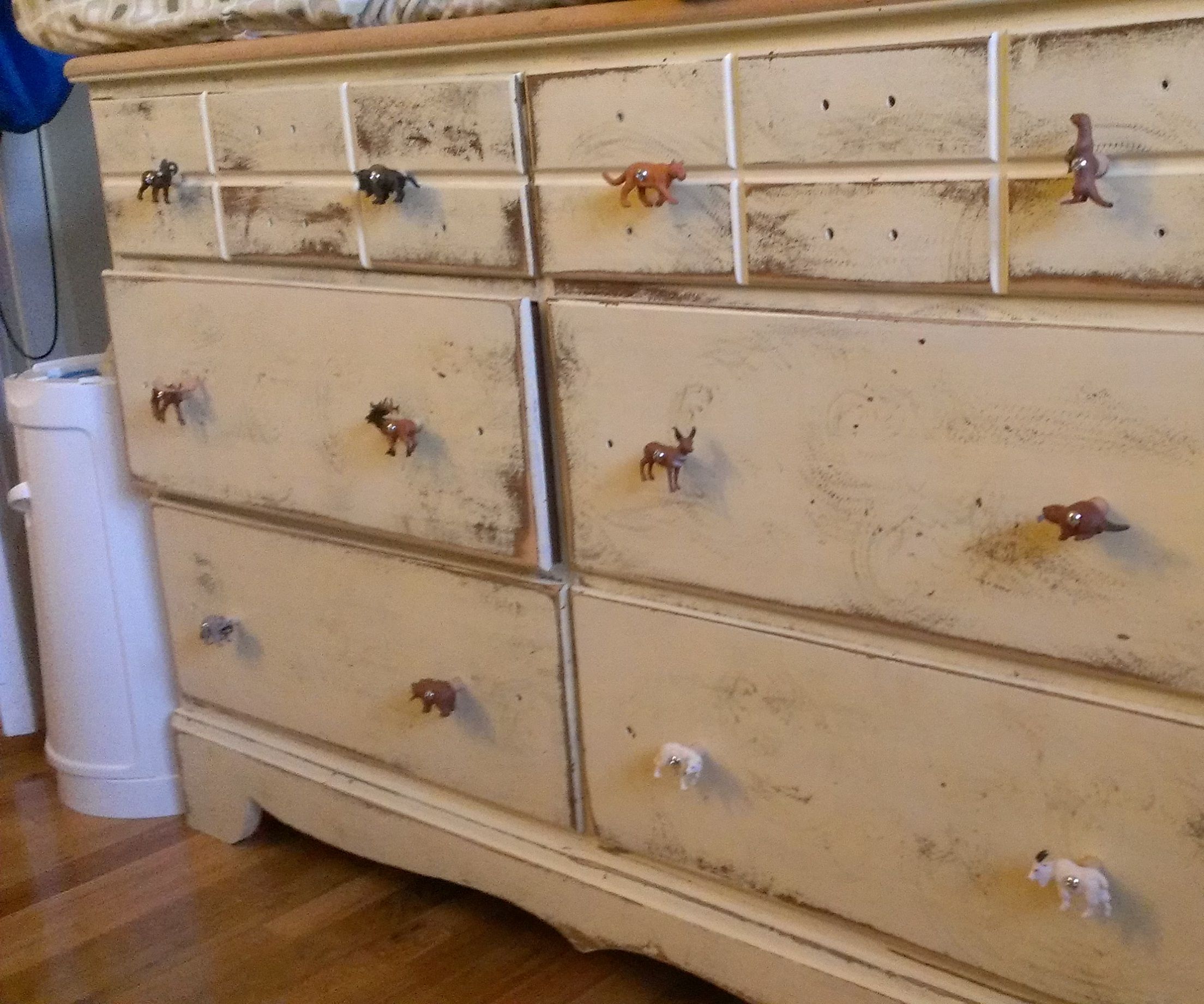 child's dresser hardware