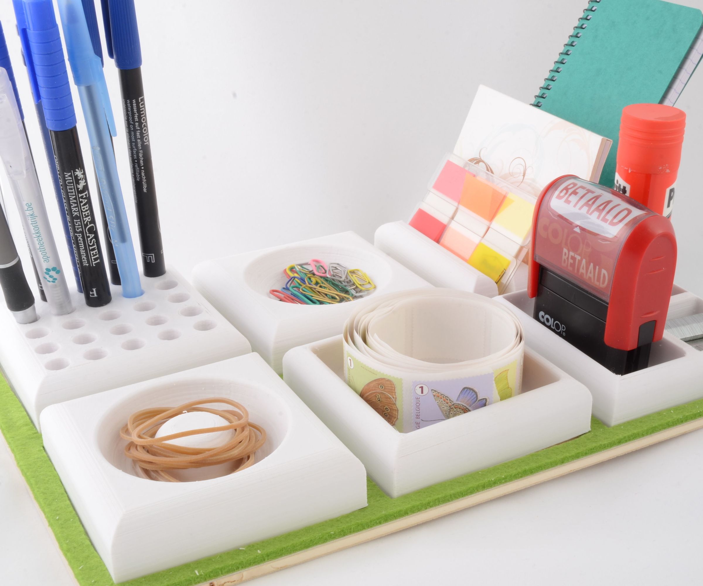 3D-printed Desk Set