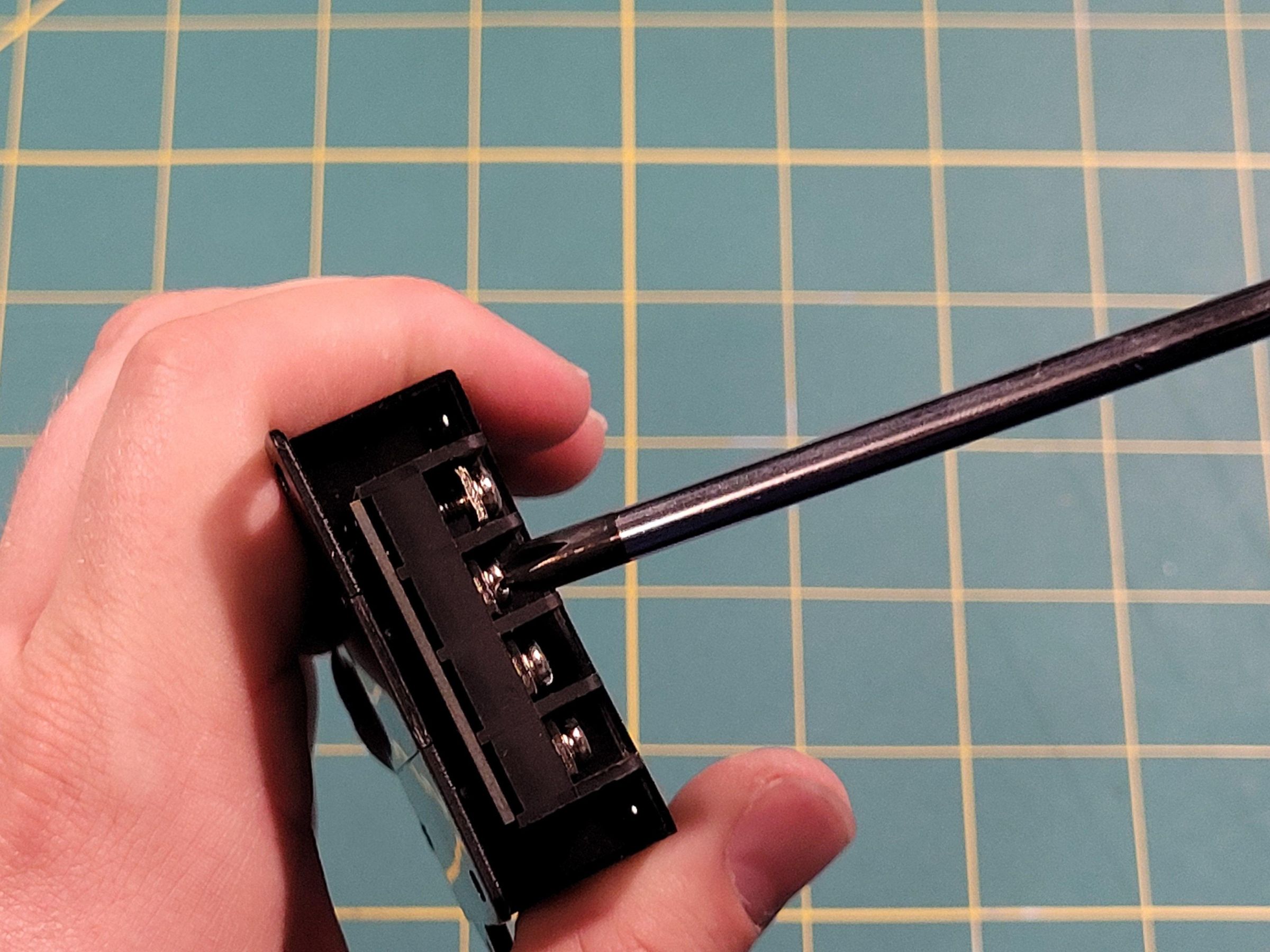 Get USB 5v Out of Your Ryobi 18v Batteries Great for Powering Your