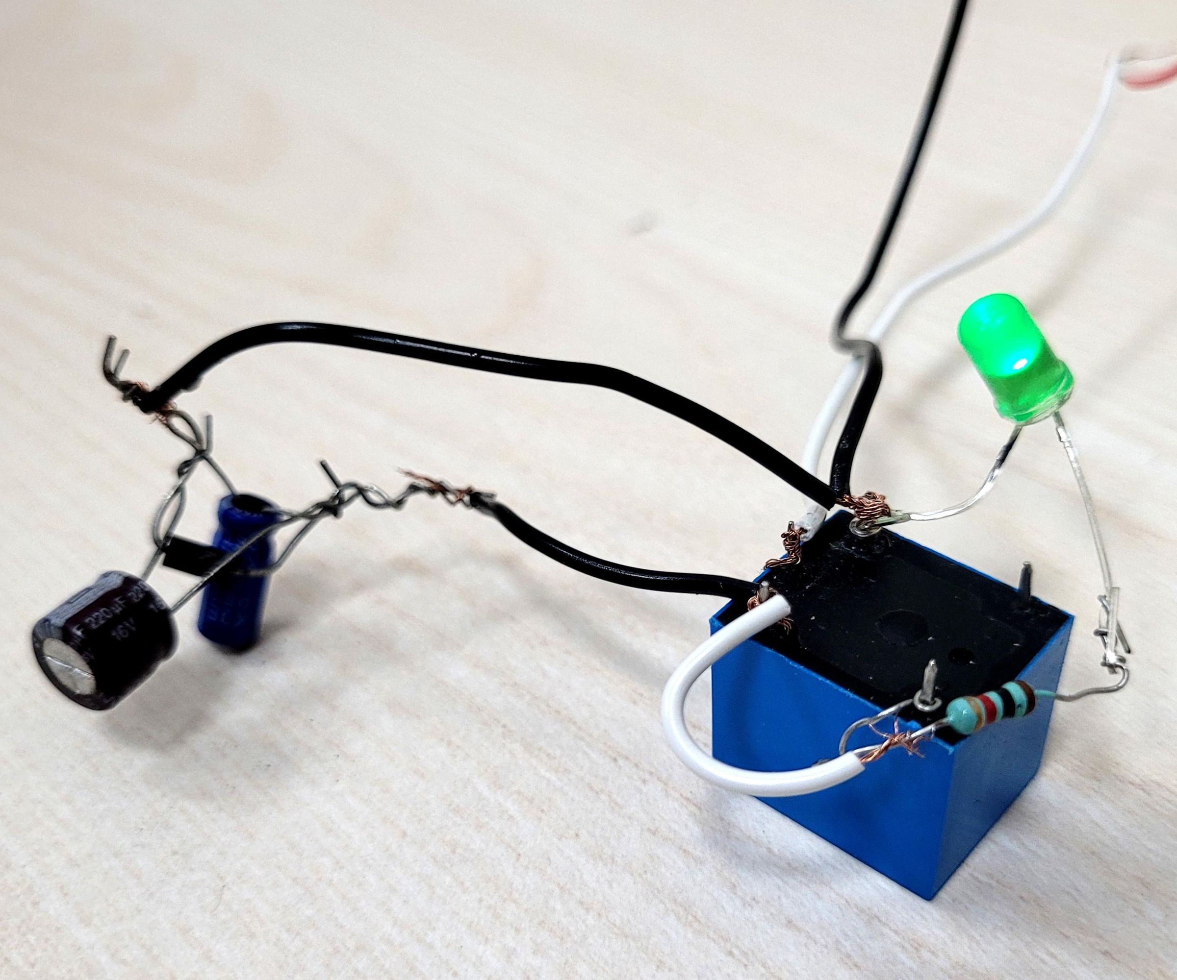 LED Flasher Using Relay