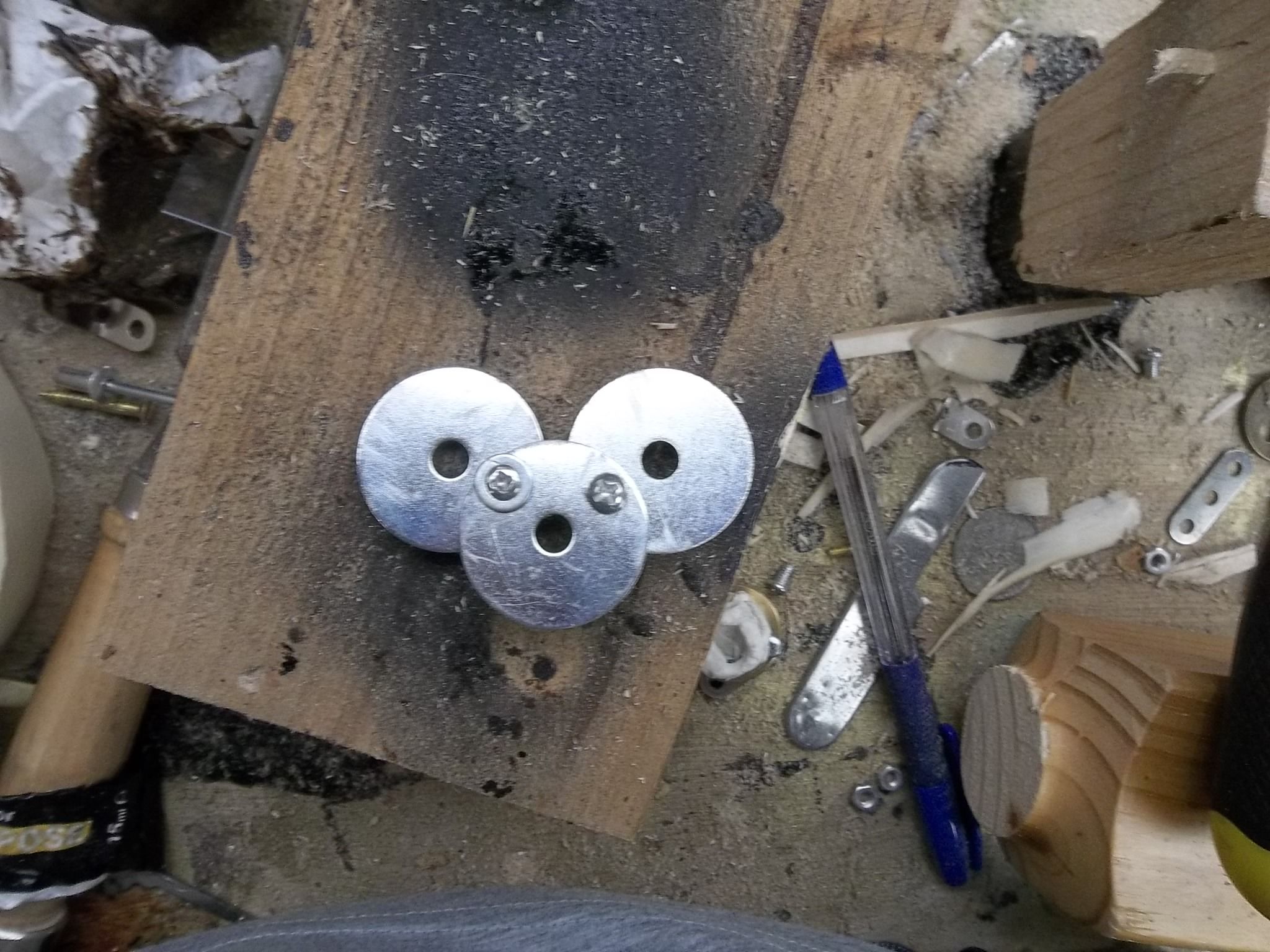 Metal Deadmau5 Emblem