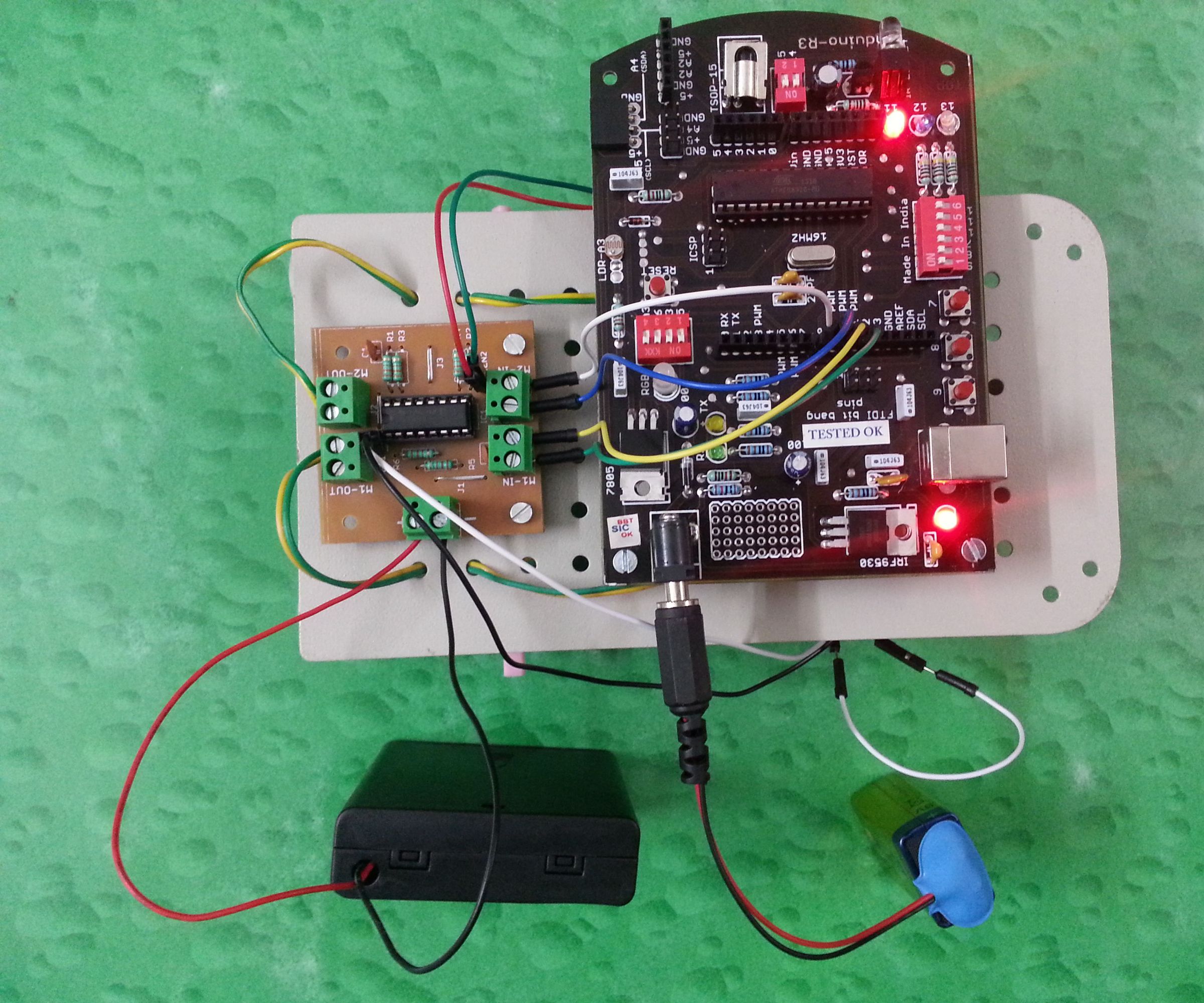 Arduino Autonomous Robot (Land Rover / Car) Stage1Model2