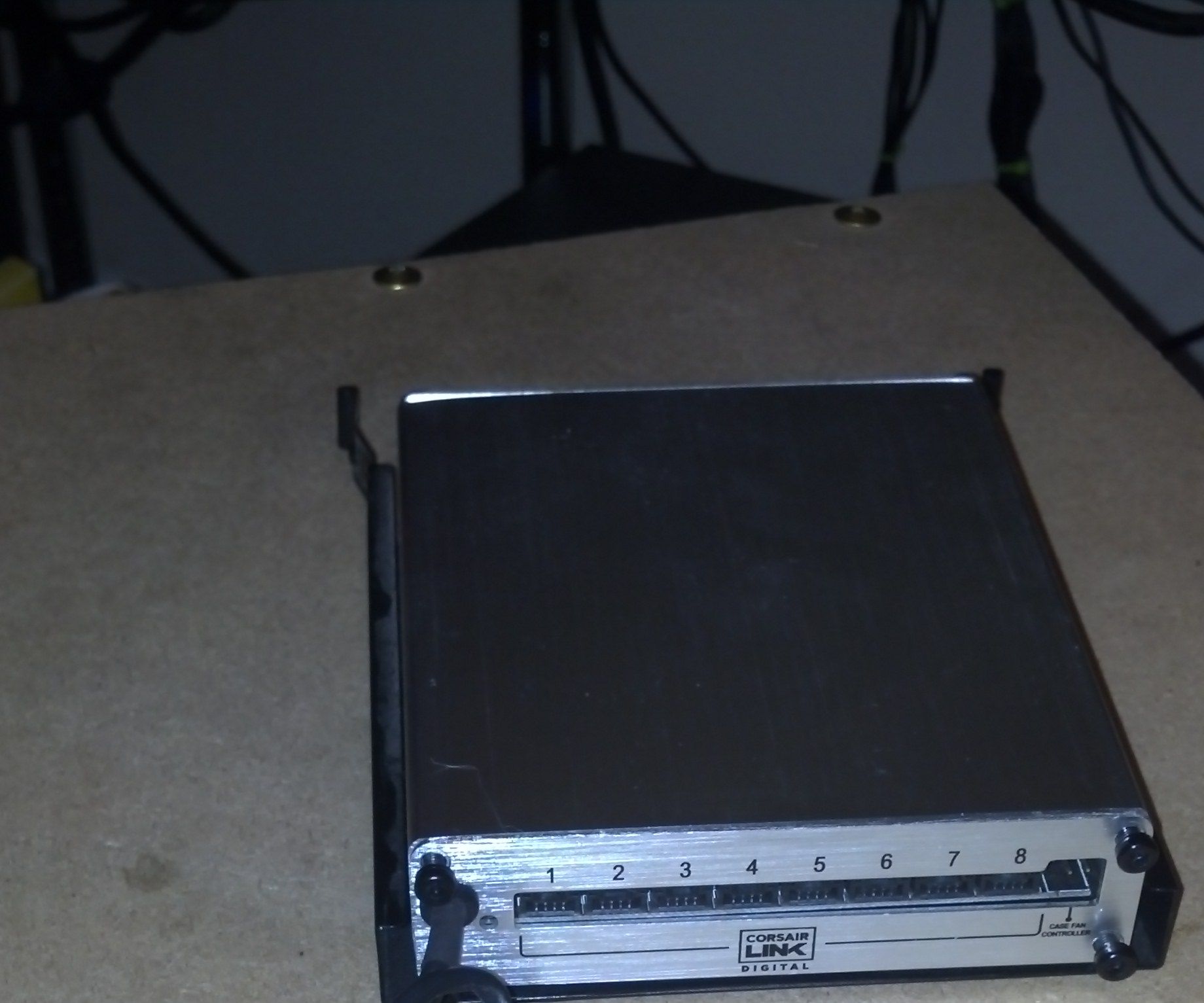 Corsair Link Fan Controller Mod