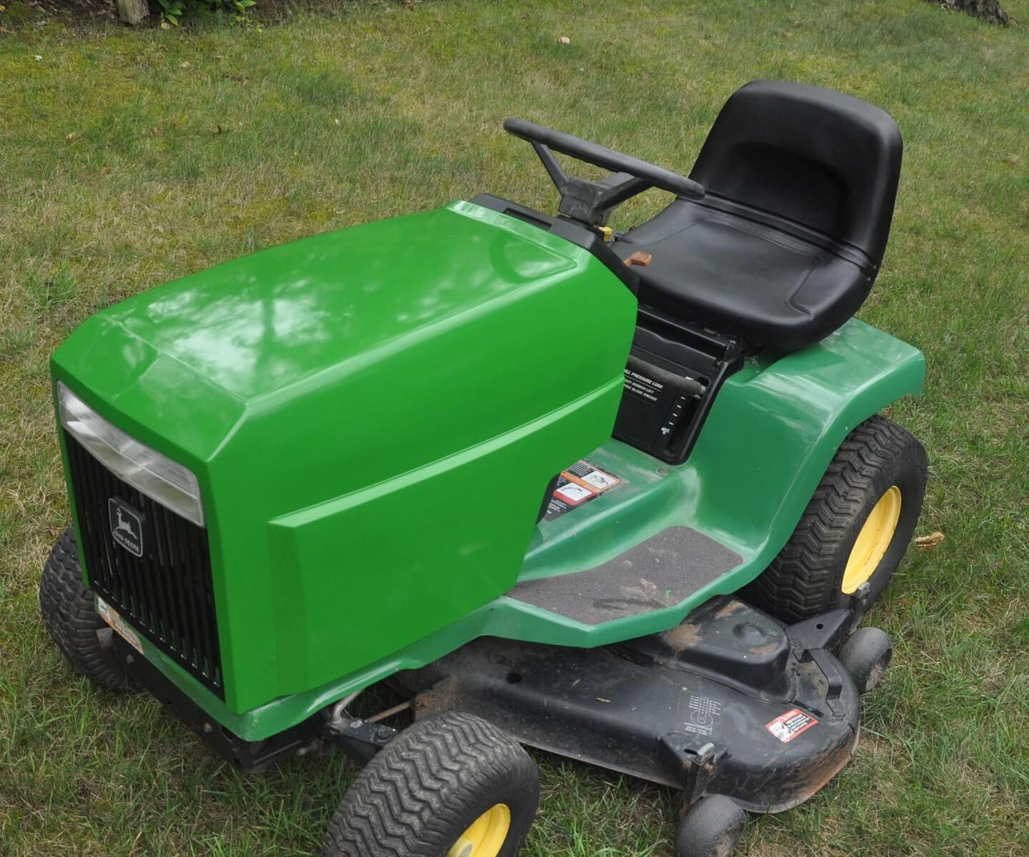 How to Repair and Paint a Fiberglass Hood : 9 Steps (with Pictures ...