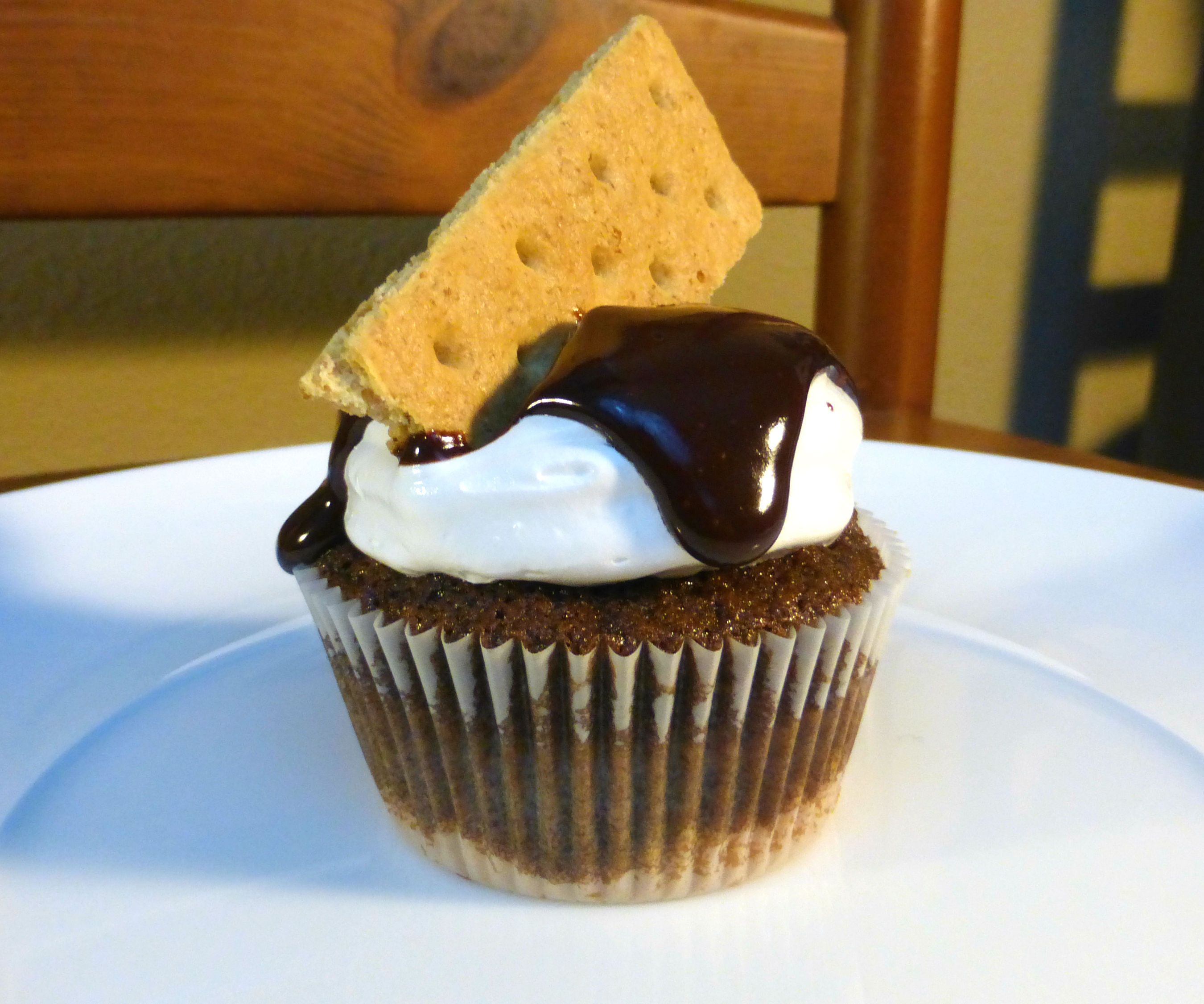 S'more Cupcakes | Josh Pan