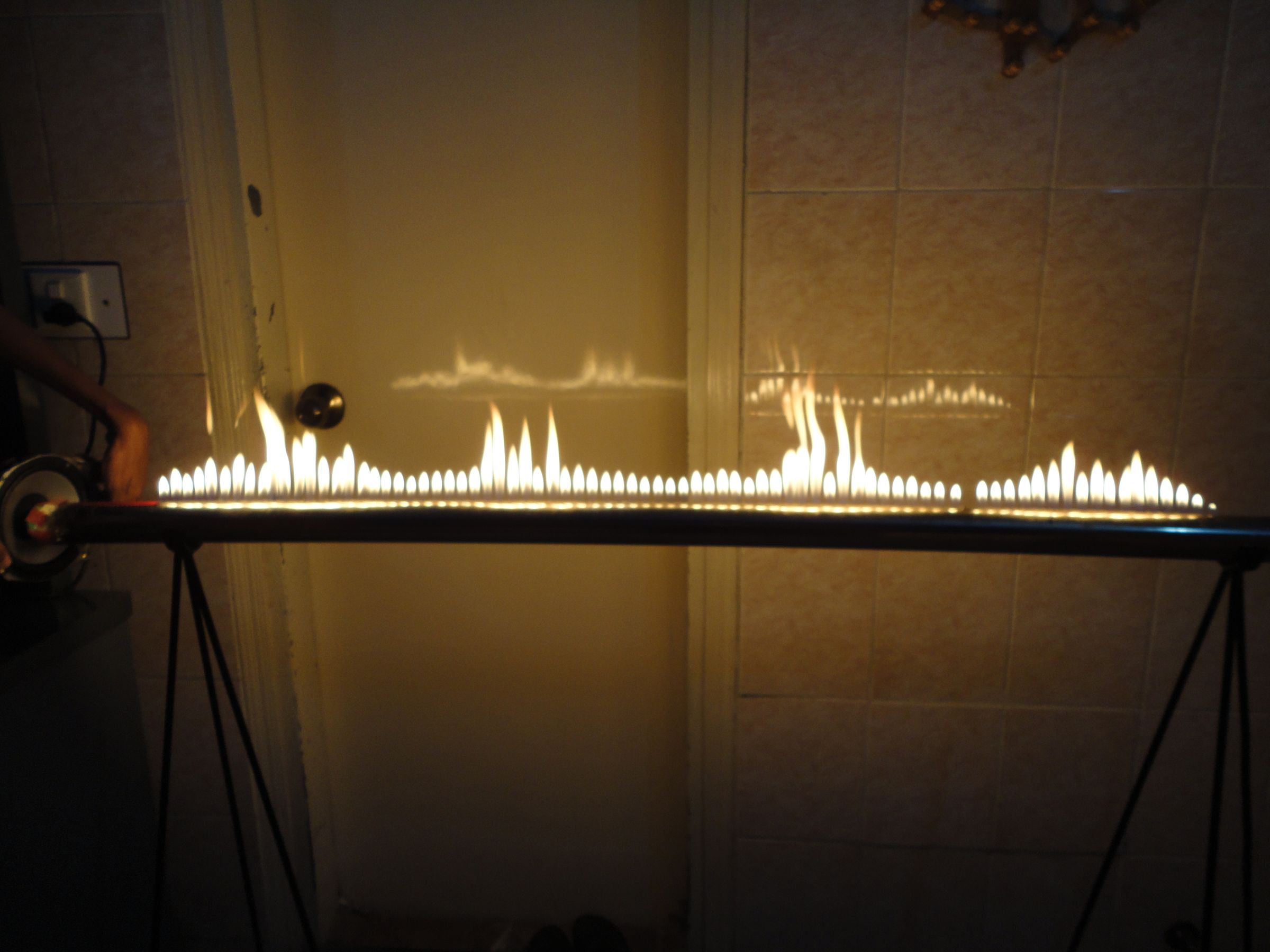 How to Make a Ruben's Tube