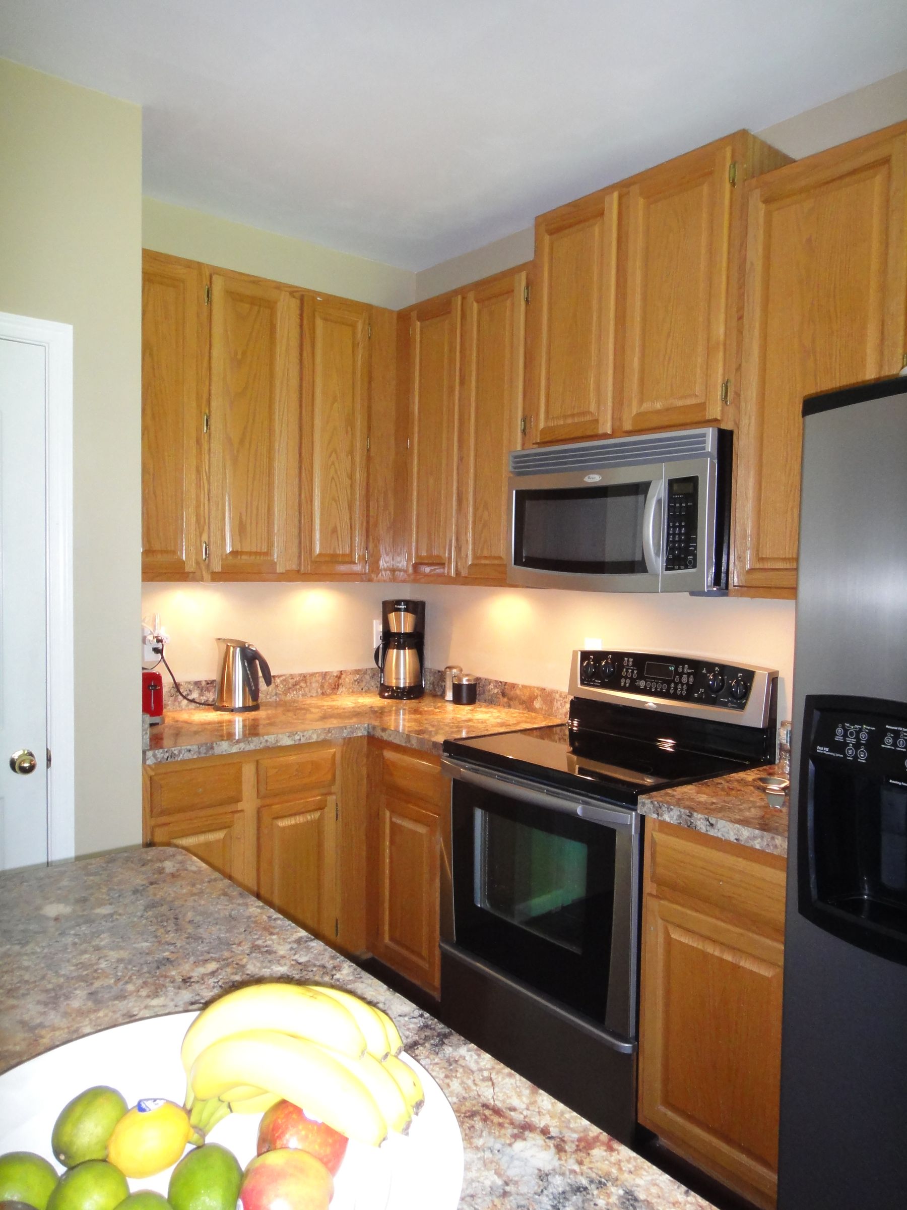 Laudable Laminate, Fearless Formica'ing or Countertop Replacement 5