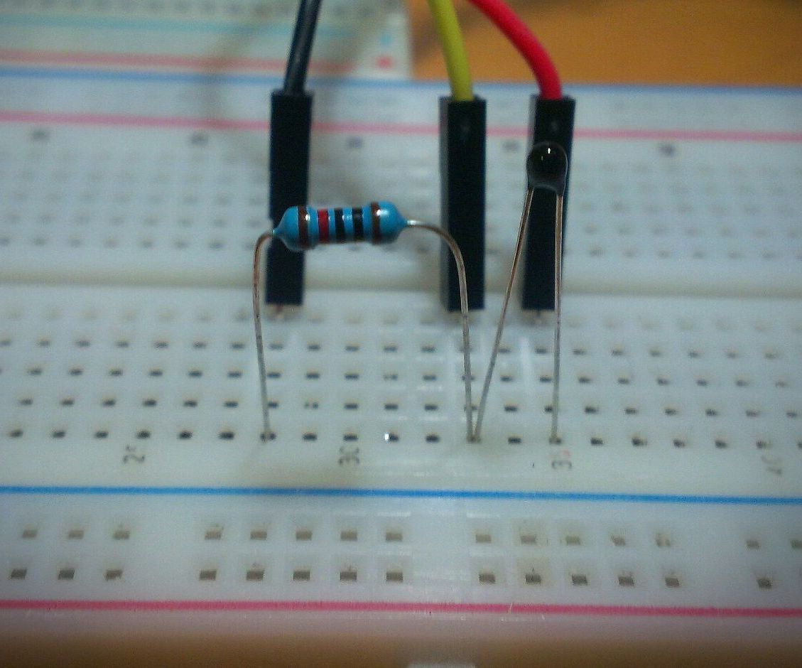 Ejemplo Básico De Termistor NTC Y Arduino