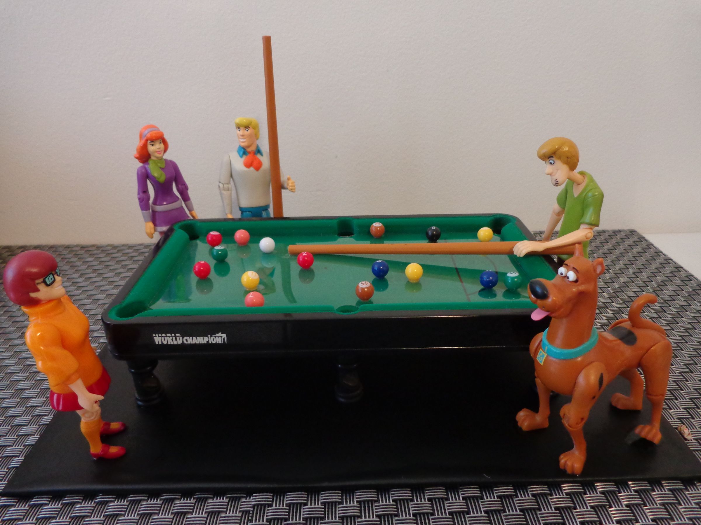 Snooker With the Gang