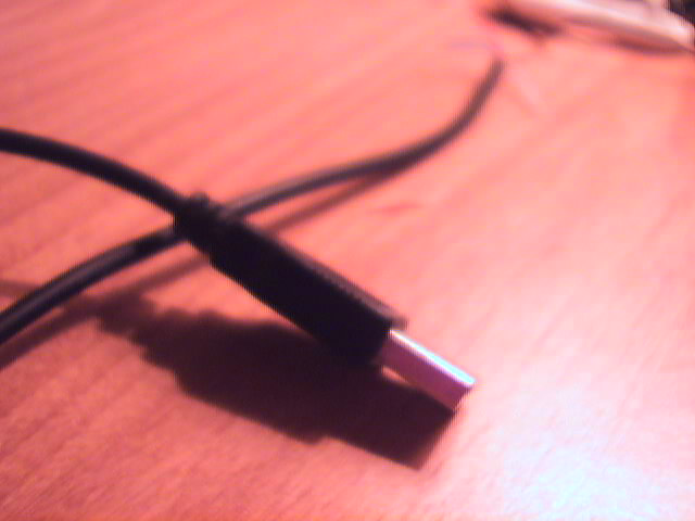 How a USB Works: the Inside of the Cable
