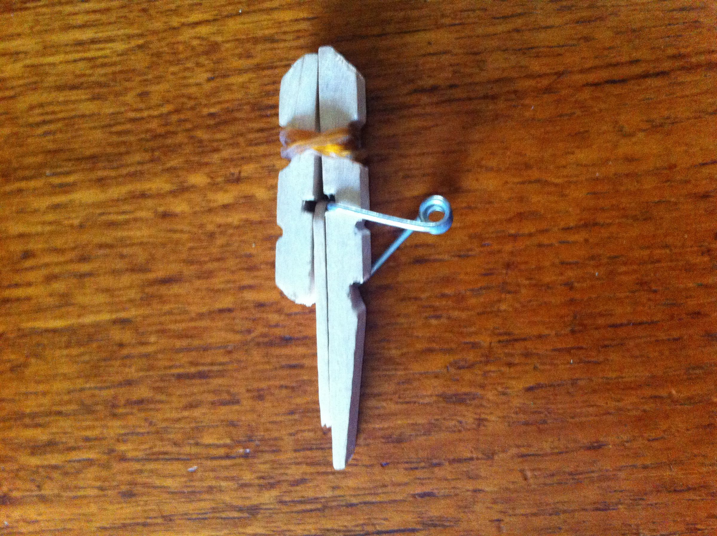 Simple Clothespin Gun