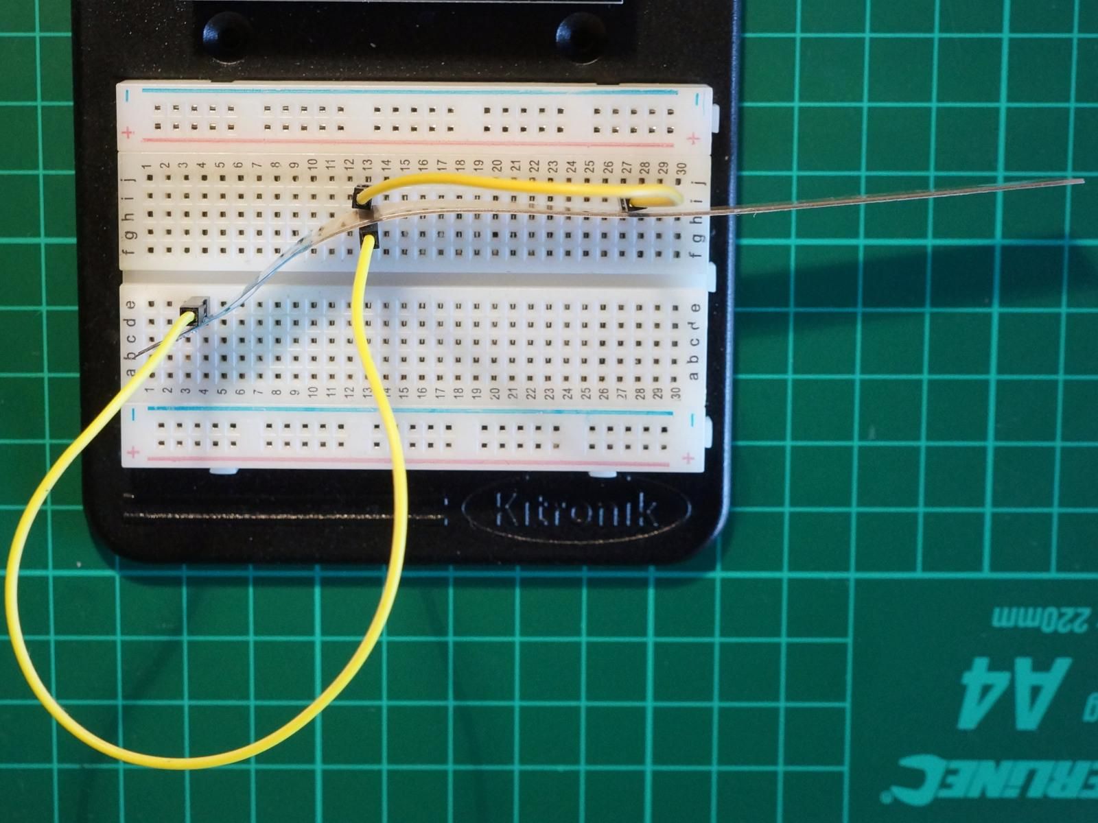 Speak and Maths Circuit Bend - Pitch Control Ribbon : 9 Steps ...