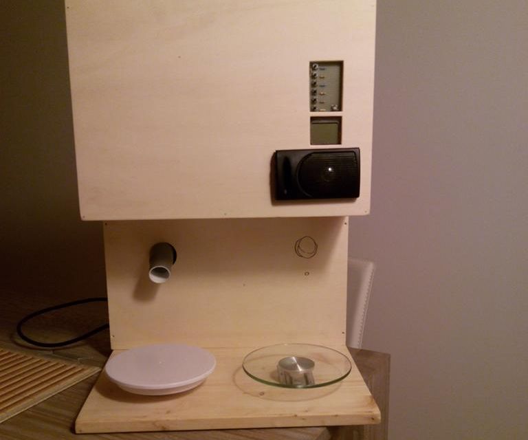 Croccolino Pet Feeder!