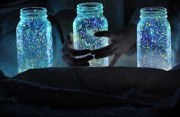 How to Make a Cool Glitter Jar