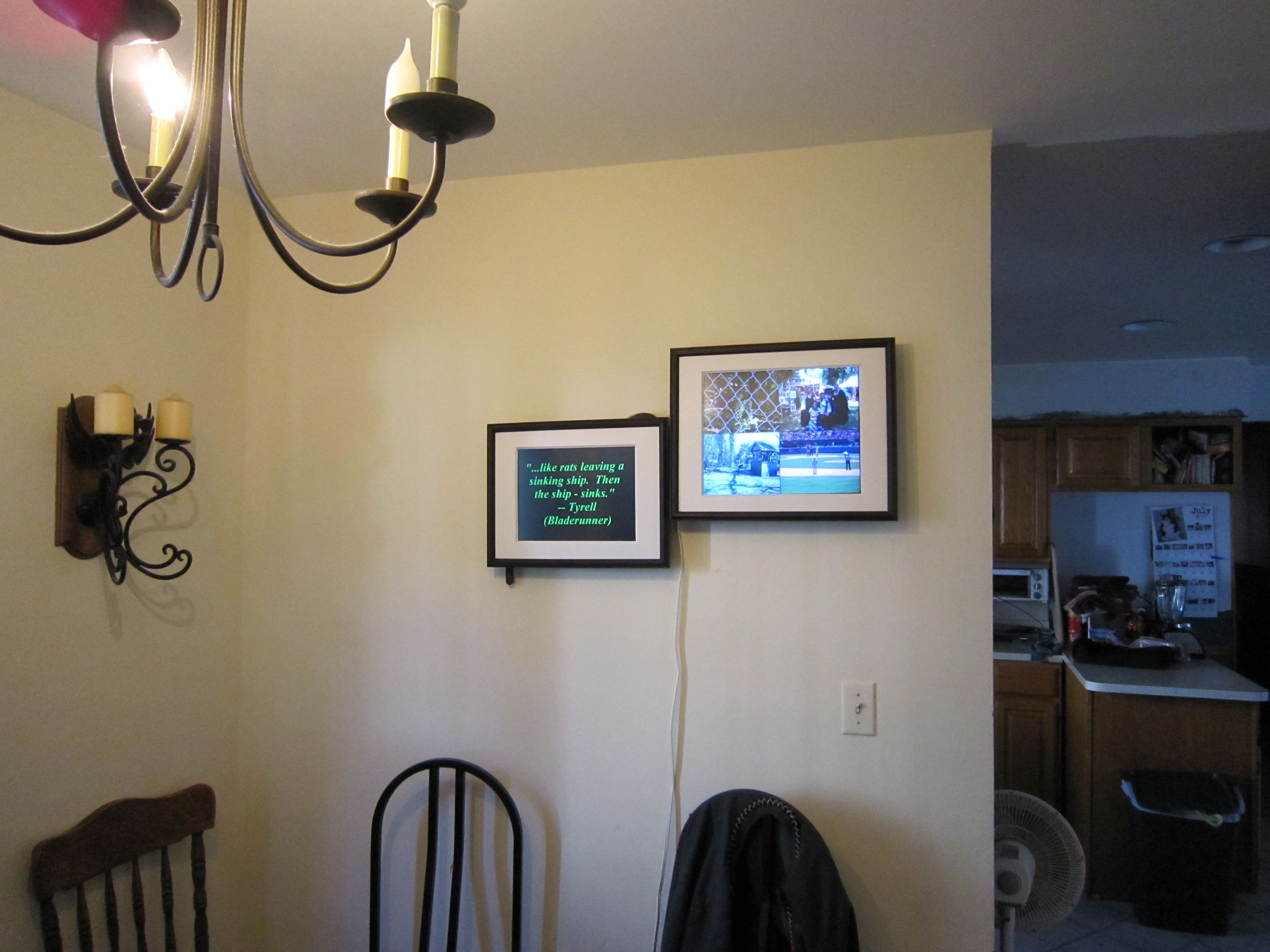 Dual Screen Digital Picture Frame & Family Center 5 Steps (with