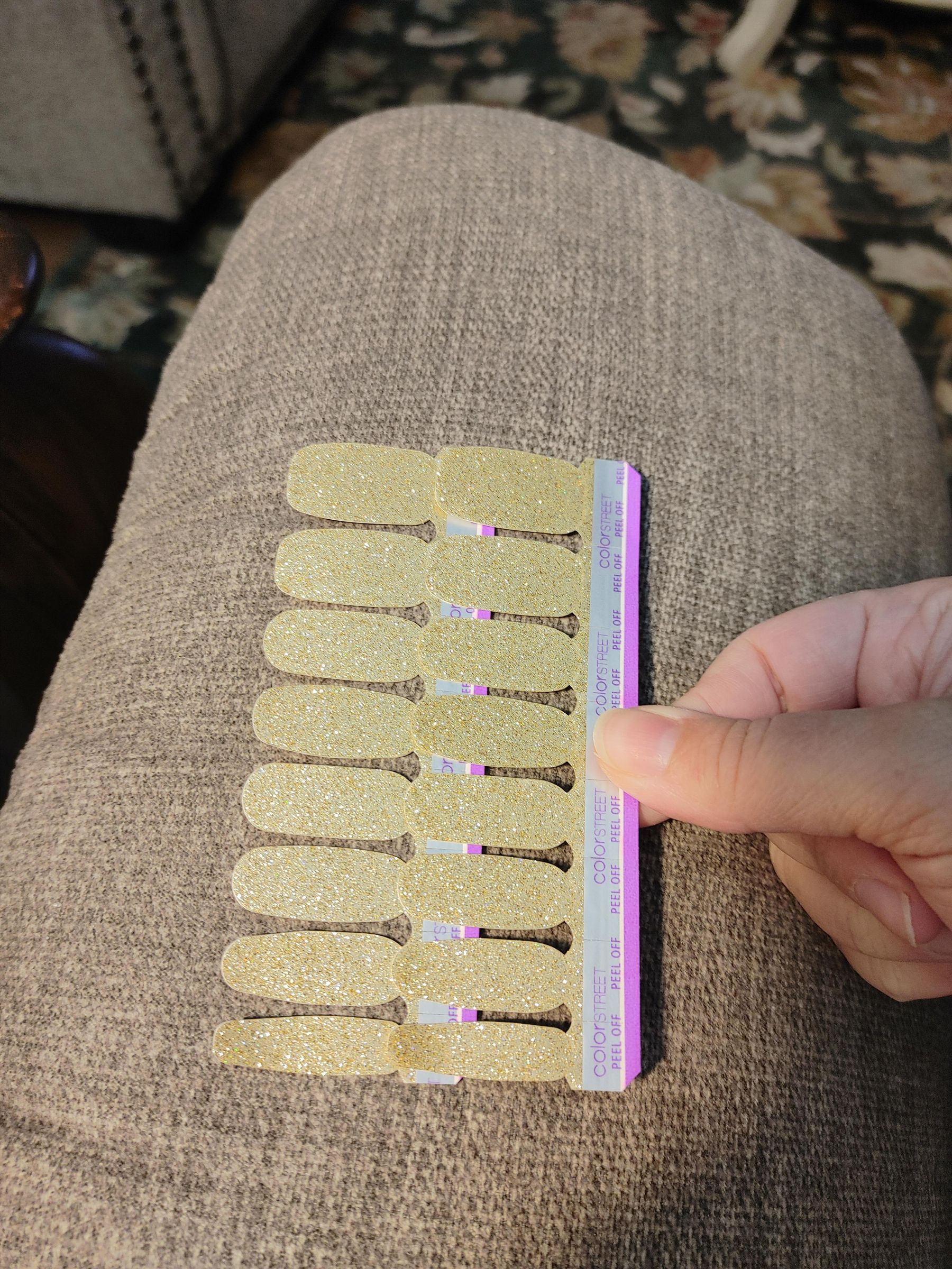 How to Apply Nail Polish Strips 11 Steps (with Pictures) Instructables