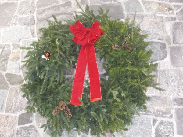 How to Make a Christmas Wreath