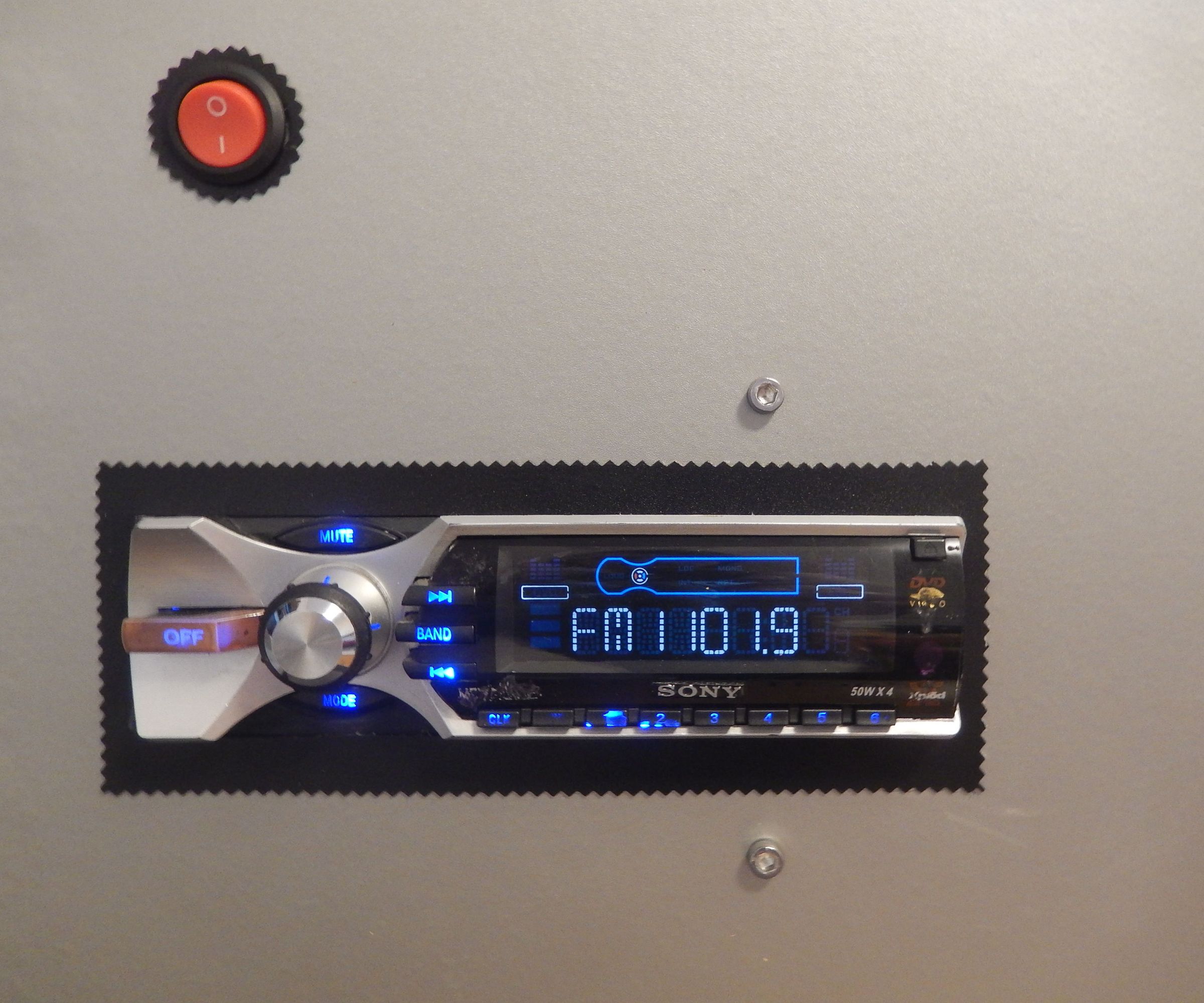 Wireless Boombox of Car Stereo & Subwoofer