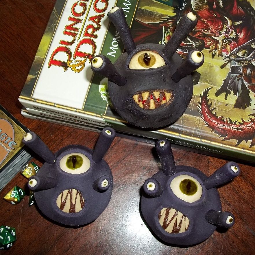Beholder Cupcakes